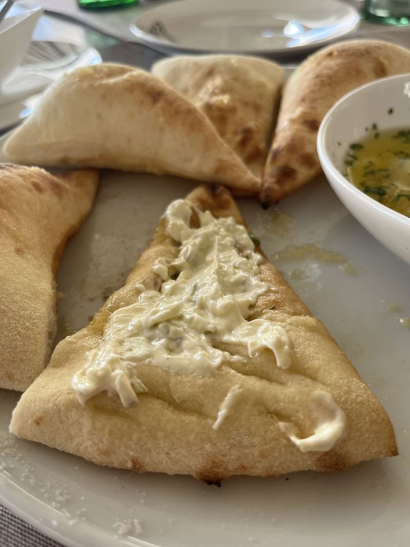 Gevulde flatbread