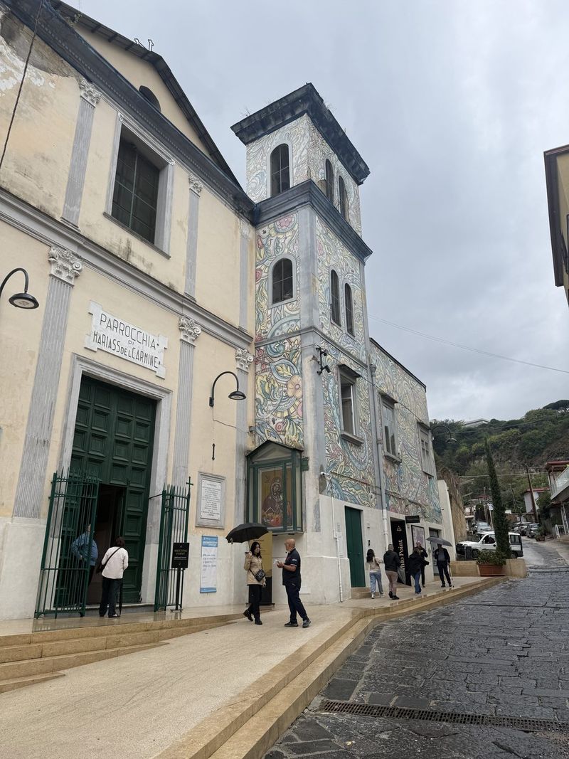 A church right next to the Cimitero delle Fontanelle.